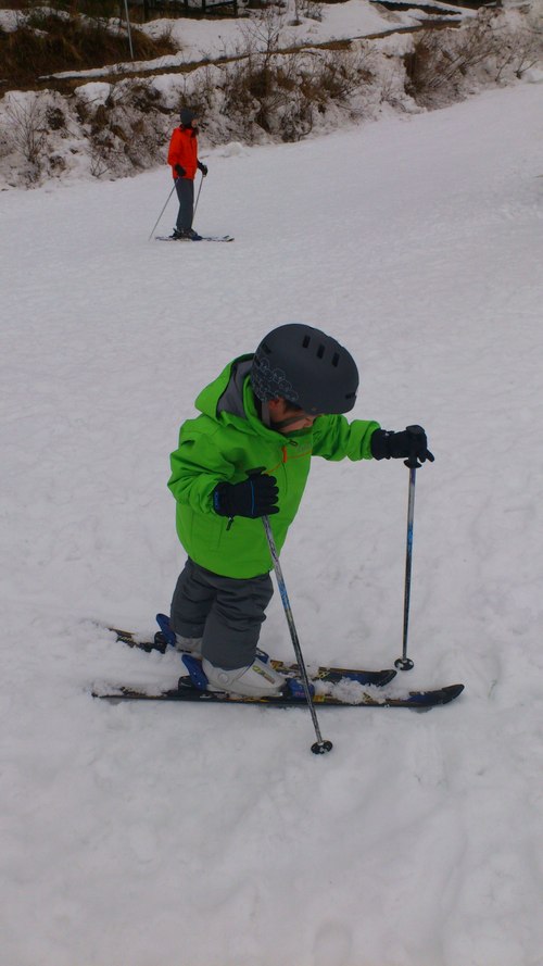 長男初めてのスキー