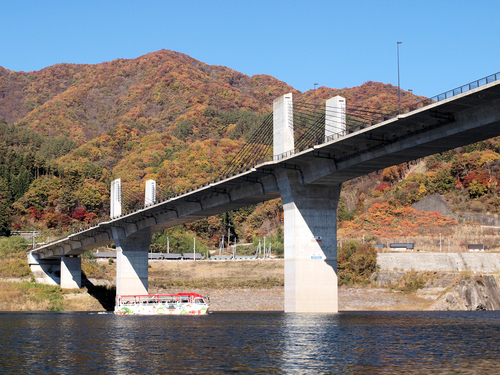 紅葉の八ッ場あがつま湖&NAPiキャンプ 紅葉の八ッ場あがつま湖&NAPiキャンプ