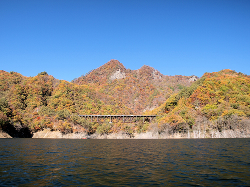 紅葉の八ッ場あがつま湖&NAPiキャンプ 紅葉の八ッ場あがつま湖&NAPiキャンプ