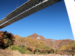 紅葉の八ッ場あがつま湖&NAPiキャンプ 紅葉の八ッ場あがつま湖&NAPiキャンプ
