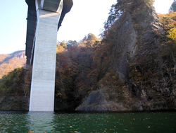 紅葉の八ッ場あがつま湖&NAPiキャンプ 紅葉の八ッ場あがつま湖&NAPiキャンプ