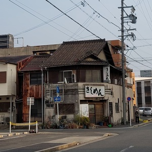 牛島町から亀島 牛島町から亀島