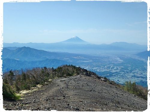 八ヶ岳連峰のカッコいい勇姿を楽しめる八ヶ岳・三ツ頭へ。夏YAMA2017 八ヶ岳連峰のカッコいい勇姿を楽しめる八ヶ岳・三ツ頭へ。夏YAMA2017