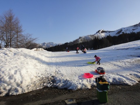 湯沢中里でゲレンデキャンプ! 湯沢中里でゲレンデキャンプ!