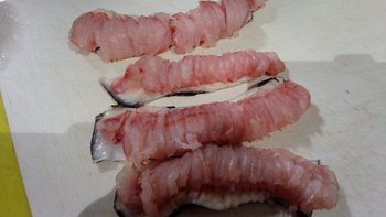 ウツボ×刺身×食べました。 ウツボ×刺身×食べました。