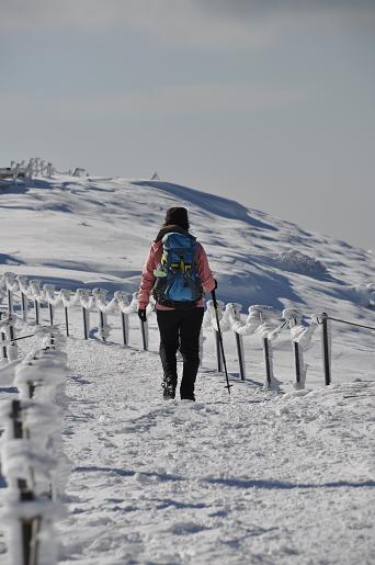 登り始めは剣山!