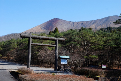 霧島連山 高千穂峰△1573.6M 霧島連山 高千穂峰△1573.6M