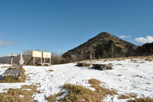 冬の雁坂峠