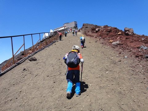 富士登山!お鉢巡り