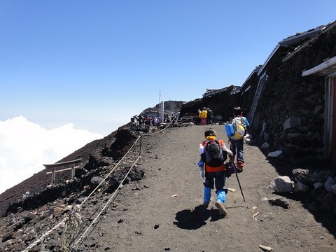 富士登山!お鉢巡り