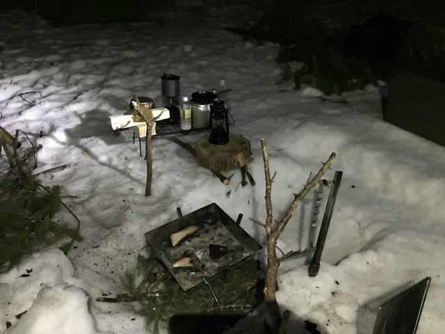 冬キャンに別れを告げにキャンパーが集う エルム高原家族旅行村3月31日~4月1日 冬キャンに別れを告げにキャンパーが集う エルム高原家族旅行村3月31日~4月1日