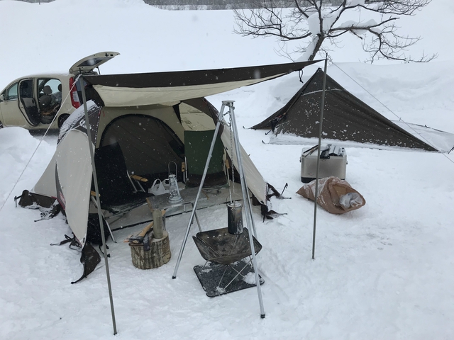 新幕試し張り!豪雪キャンプ エルム高原家族旅行村 1月28日~29日 新幕試し張り!豪雪キャンプ エルム高原家族旅行村 1月28日~29日
