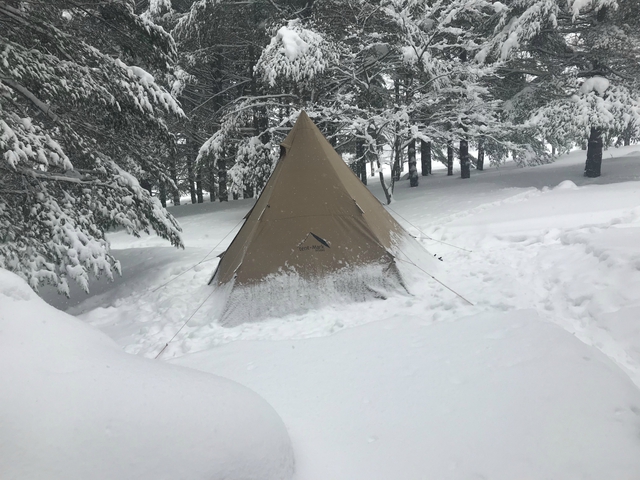 豪雪にもめげないキャンパー達!エルム高原家族旅行村2月10日~12日 豪雪にもめげないキャンパー達!エルム高原家族旅行村2月10日~12日