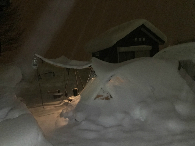 豪雪にもめげないキャンパー達!エルム高原家族旅行村2月10日~12日 豪雪にもめげないキャンパー達!エルム高原家族旅行村2月10日~12日