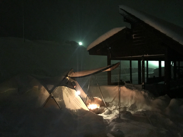 豪雪にもめげないキャンパー達!エルム高原家族旅行村2月10日~12日 豪雪にもめげないキャンパー達!エルム高原家族旅行村2月10日~12日