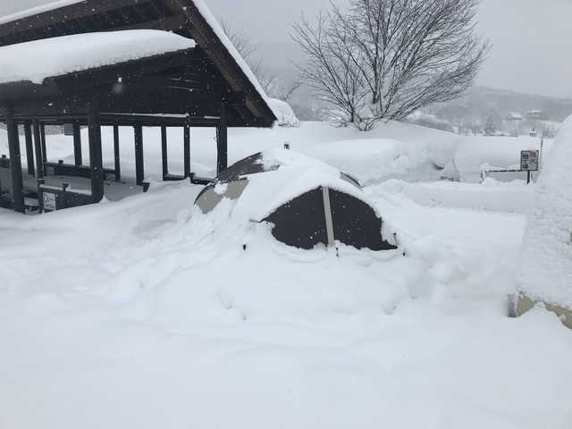 豪雪にもめげないキャンパー達!エルム高原家族旅行村2月10日~12日 豪雪にもめげないキャンパー達!エルム高原家族旅行村2月10日~12日