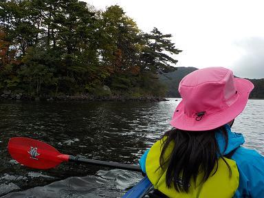 秋色に染まり始めた小野川湖を楽しんできました　その１