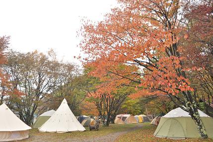 中禅寺湖で秋を満喫～菖蒲ヶ浜キャンプ場