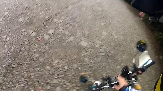 フルバンク停車 道志の森デイキャン