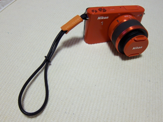 Nikon1 J2 のハンドストラップ