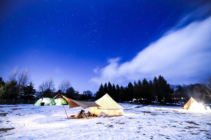 マイナス９度のスイートグラス雪中キャンプ①雪景色と秘湯と星空☆