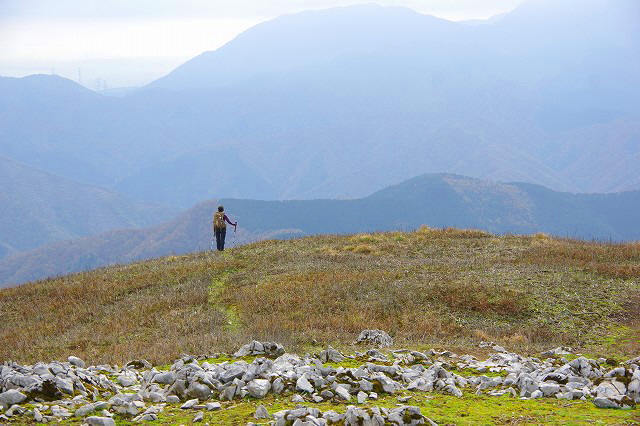 * 紅葉とカレンフェルト 霊仙山登山 * 鈴鹿 * 紅葉とカレンフェルト 霊仙山登山 * 鈴鹿