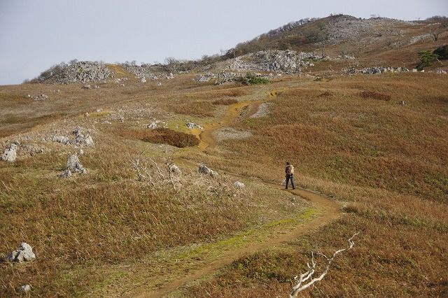 * 紅葉とカレンフェルト 霊仙山登山 * 鈴鹿 * 紅葉とカレンフェルト 霊仙山登山 * 鈴鹿