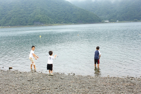 西湖自由キャンプ場・・^∀^
