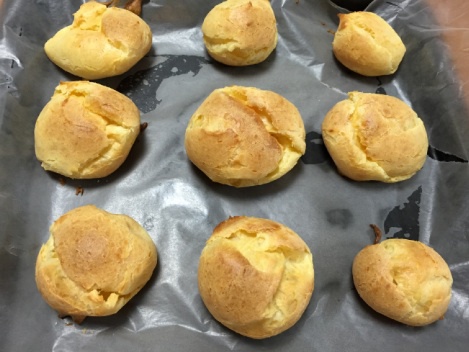 シュークリーム。 シュークリーム。
