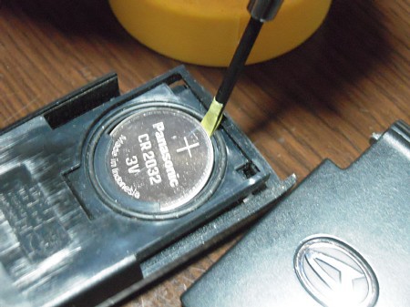ムーヴ 電子カードキー電池交換 ムーヴ 電子カードキー電池交換