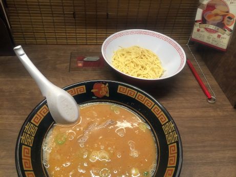 一蘭 【道頓堀店】 一蘭 【道頓堀店】