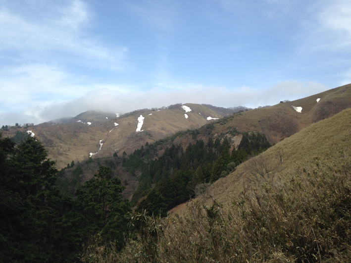春の鈴鹿・竜ヶ岳を歩く 〜前編〜 春の鈴鹿・竜ヶ岳を歩く 〜前編〜