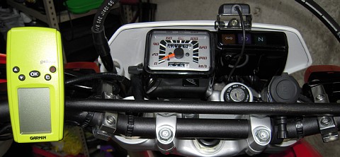 GARMIN Geko用カー電源