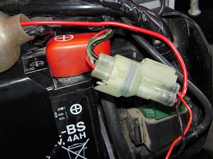 XR250-充電用配線増設