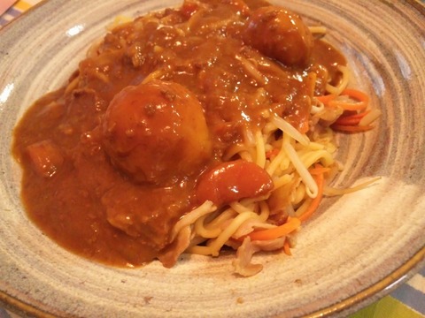 小芋入りカレーソバ?