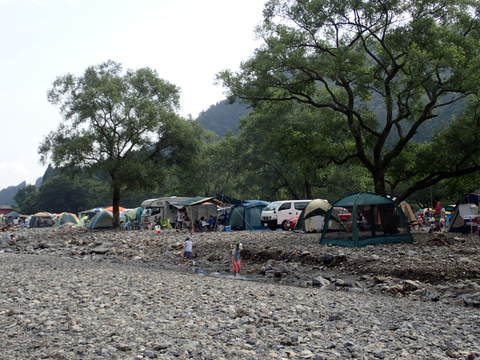 今年も涼を求めてデイキャンプ（桑野橋河川公園）