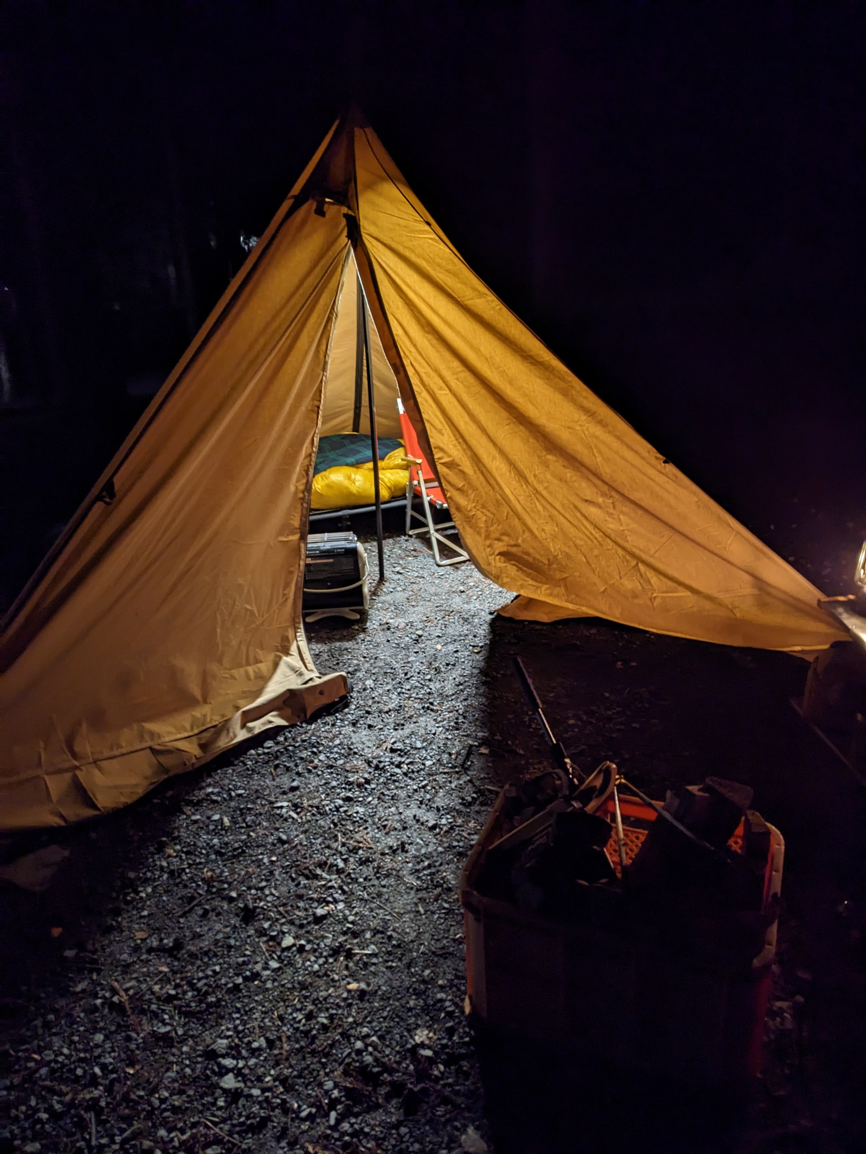 焚火でぬくぬくキャンプ　2月4日（日）〜5日（月）椿荘オートキャンプ場