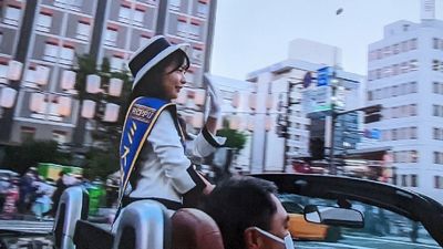 七夕祭りオープニングパレード (ブンブンと手を振るんだよ) 七夕祭りオープニングパレード (ブンブンと手を振るんだよ)