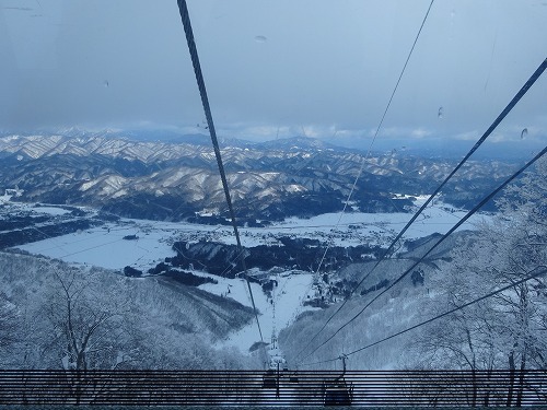 最後の締めは雪遊びっ!~そしてスキーへ