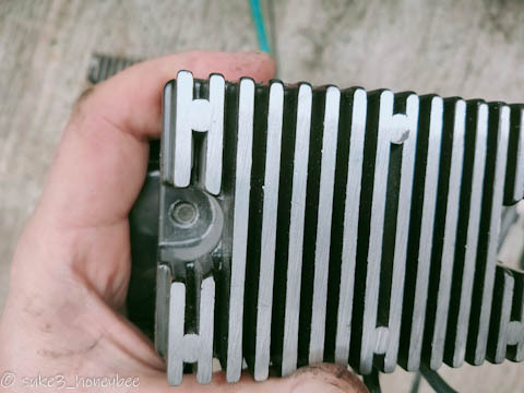 バイクのレギュレーターの交換 バイクのレギュレーターの交換