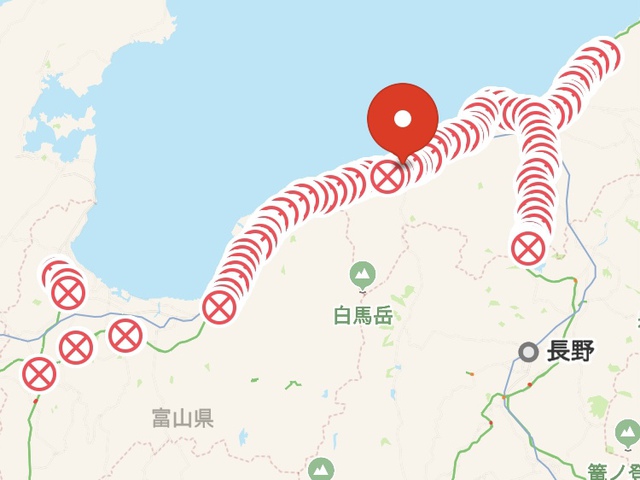 雪中?お腹いっぱいです(笑) 雪中?お腹いっぱいです(笑)