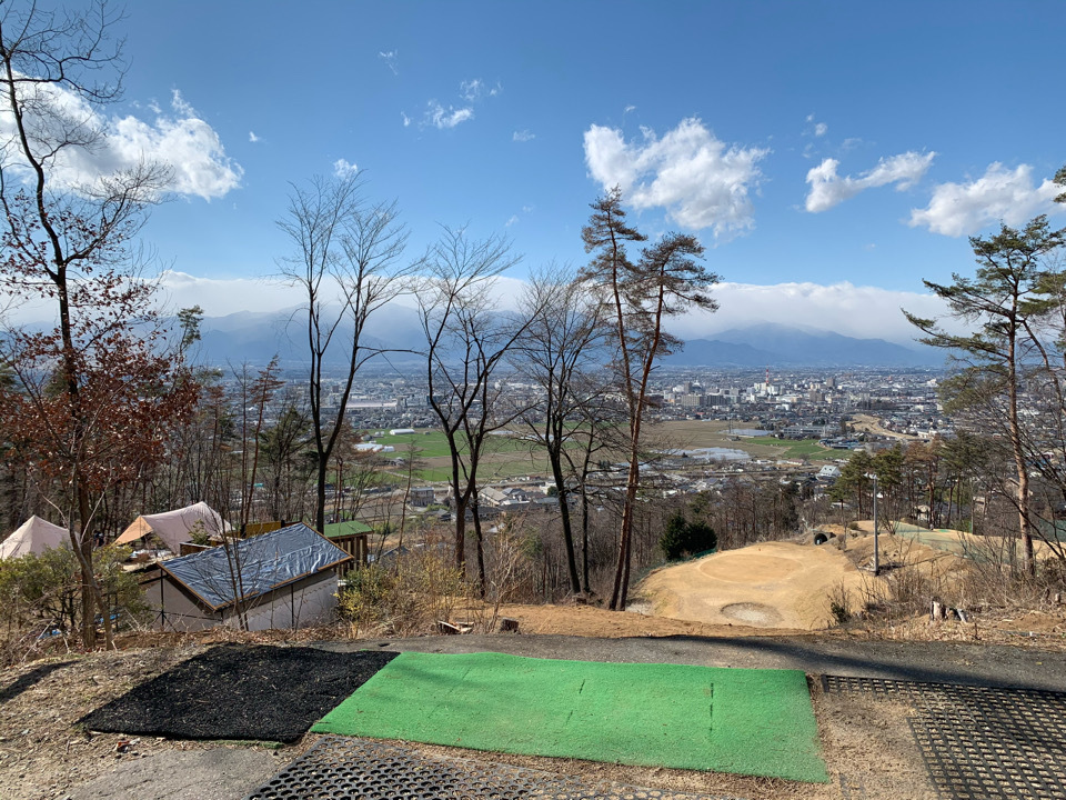夜景と北アルプスを望むキャンプ場へ【まつもと里山キャンプ場】(3月20日〜) 夜景と北アルプスを望むキャンプ場へ【まつもと里山キャンプ場】(3月20日〜)