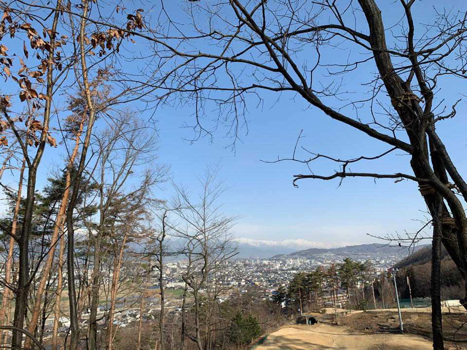 夜景と北アルプスを望むキャンプ場へ【まつもと里山キャンプ場】(3月20日〜) 夜景と北アルプスを望むキャンプ場へ【まつもと里山キャンプ場】(3月20日〜)
