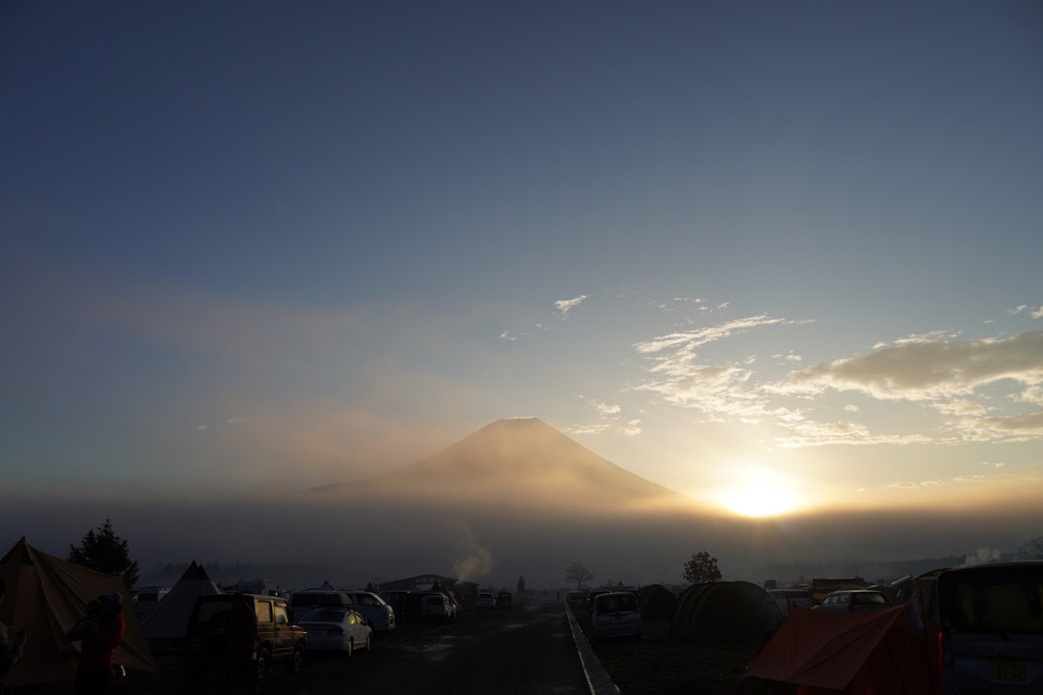 新年のご挨拶と年末のふもとっぱら 新年のご挨拶と年末のふもとっぱら
