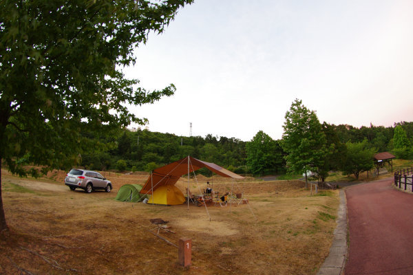 宇根山家族旅行村で星空観測キャンプ