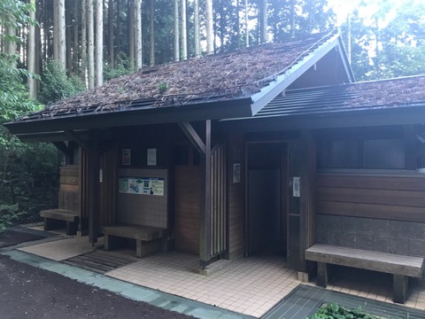 朝食は岩湧山で(^^) 朝食は岩湧山で(^^)