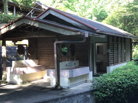 朝食は岩湧山で(^^) 朝食は岩湧山で(^^)