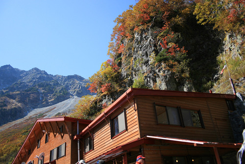 紅葉の個沢トレッキングⅣ 天空のカフェにようこそ