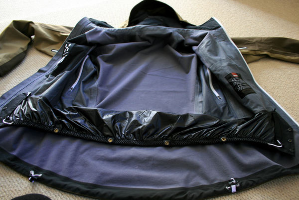 COULOIR JACKET