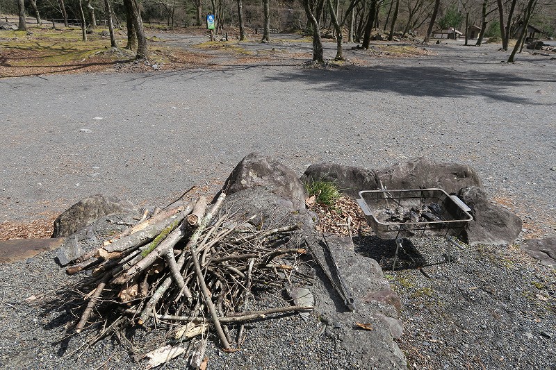 枯れ枝での焚火対策 枯れ枝での焚火対策